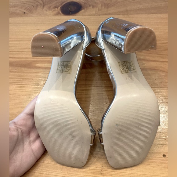 Public Desire silver strappy heels. UK size 5 - fits US size 7-8. - Picture 8 of 8
